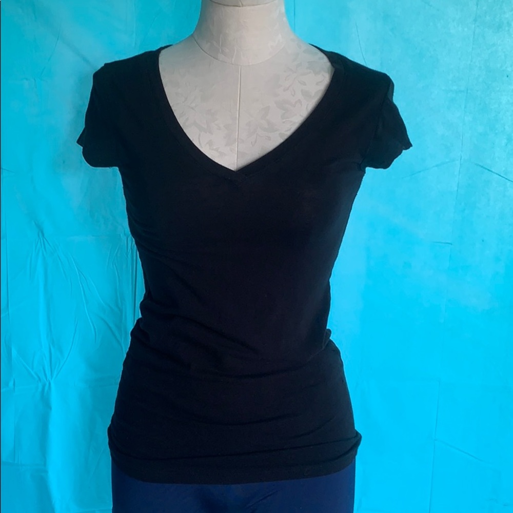Black Tee